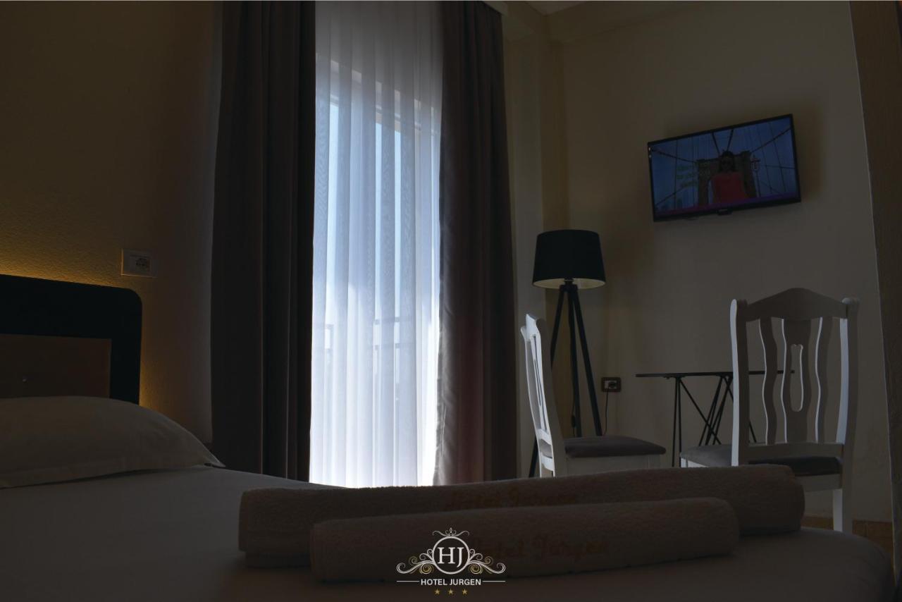 Hotel Jurgen Lezhë 外观 照片