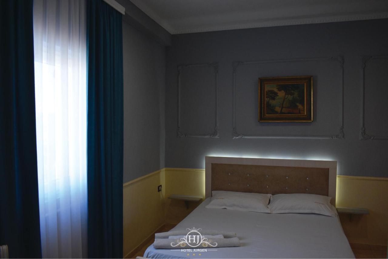 Hotel Jurgen Lezhë 外观 照片
